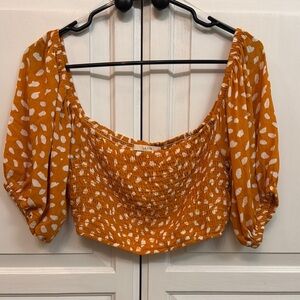 Le Lis Orange Puff Sleeve Crop Blouse. Size L.